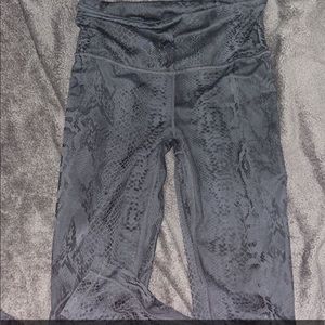 Snakeskin leggings mono b brand